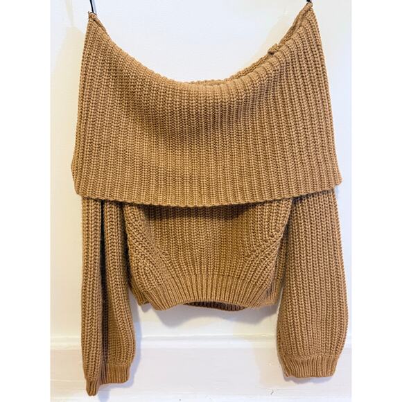 Lulus Sweaters - Lulu’s‎ Cowl Knit Cropped Sweater Size Small Yellow/Brown